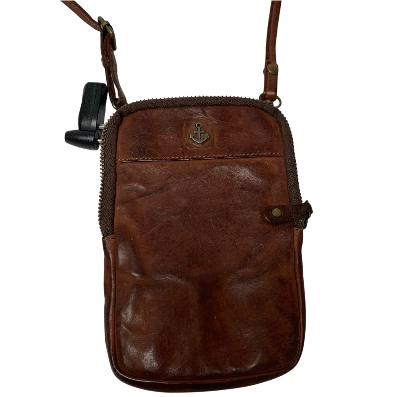 Crossbody Leather By Clothes Mentor, Size: Small