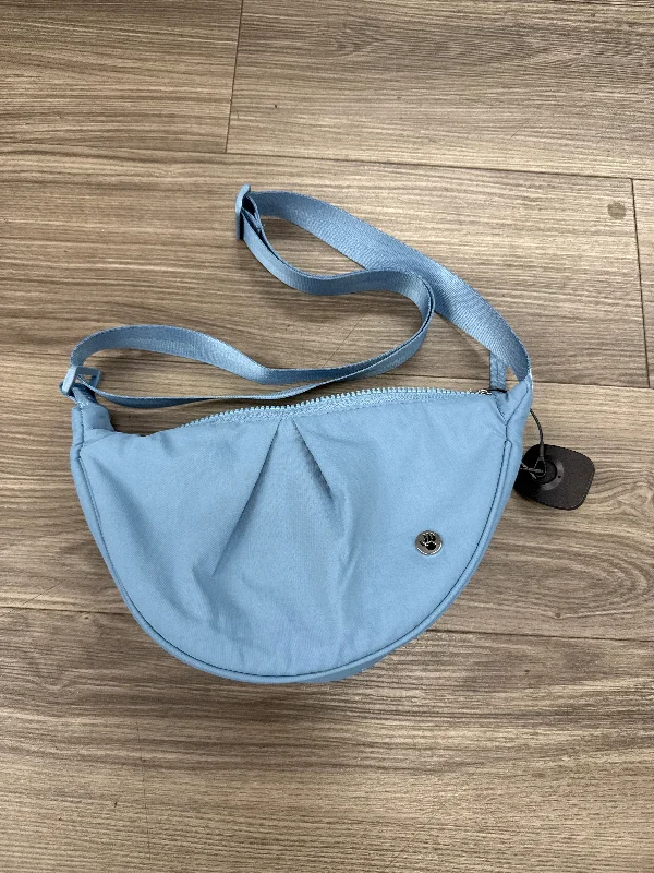 Handbag By Clothes Mentor, Size: Small